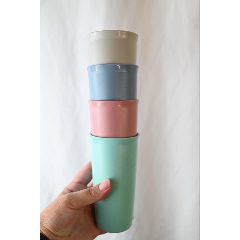Vintage Tupperware Country Pastels 116 Cups Set Of Four Multicolor Plastic
